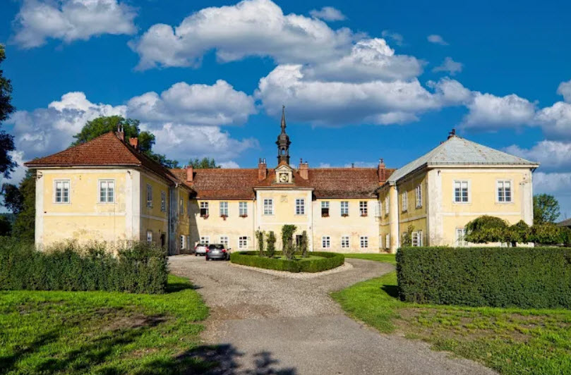 Zámek Vokšice, Czech Republic (Czechia)